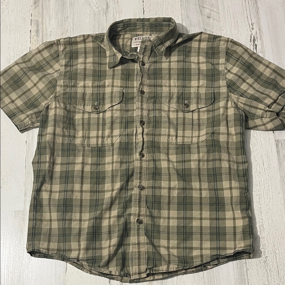 Filson Button Down Size Medium - image 1